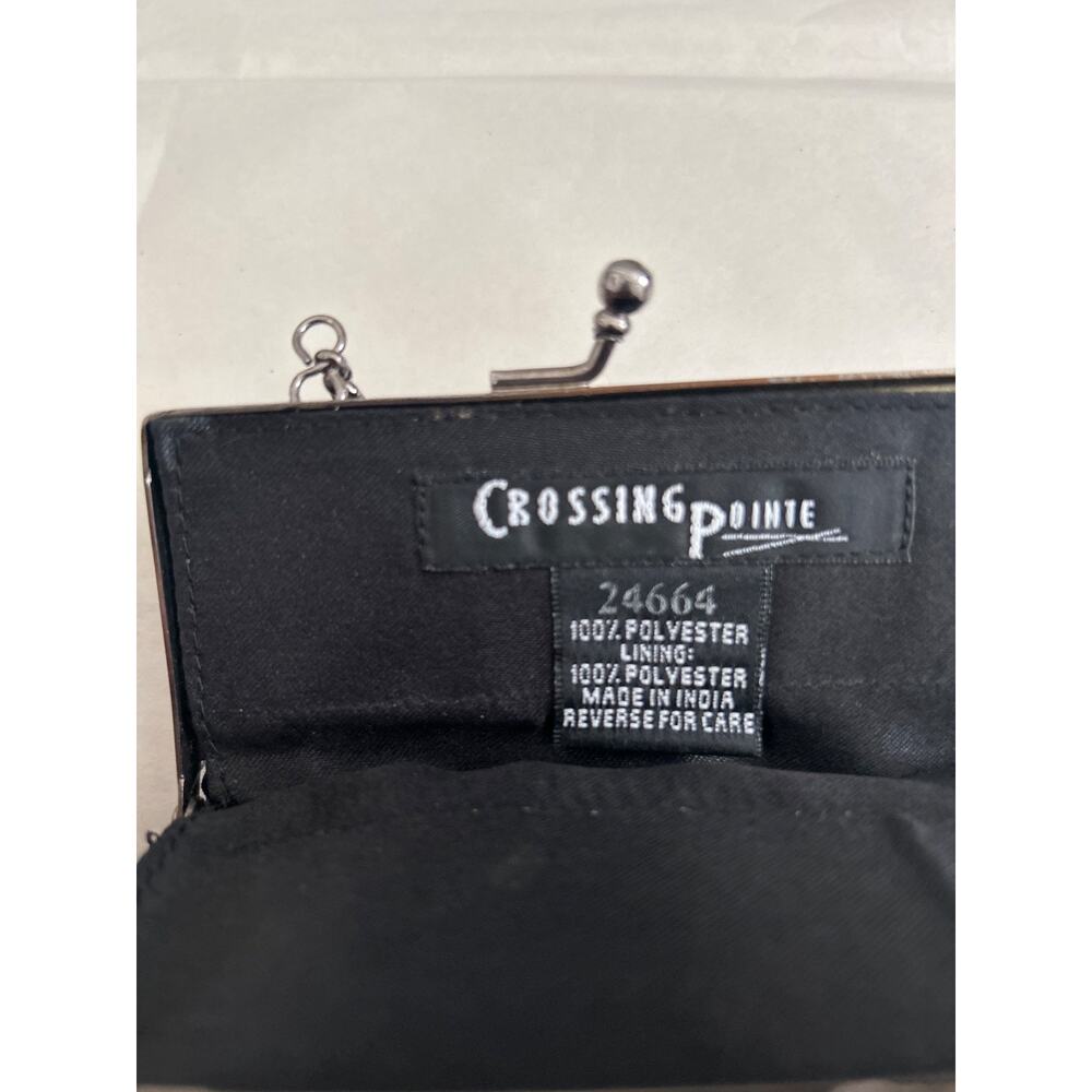 Crossing Point Embroidered Purse - Picture 5 of 5